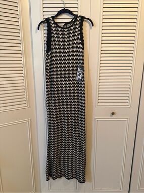 Maxi Dress - Black & White